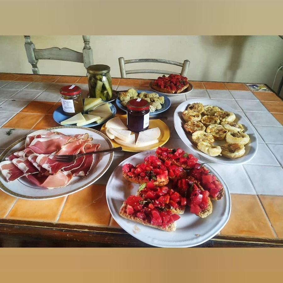 Agriturismo L'Isola Crespina Екстер'єр фото