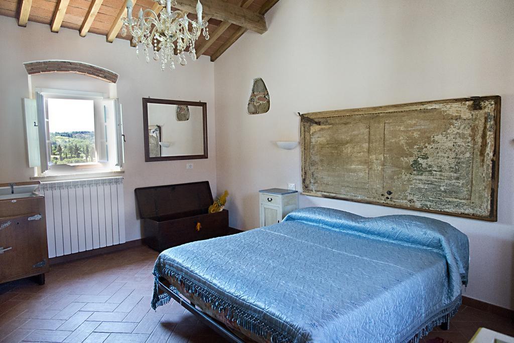 Agriturismo L'Isola Crespina Екстер'єр фото